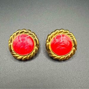 Vintage gold tone and redish pink round button clip on earrings